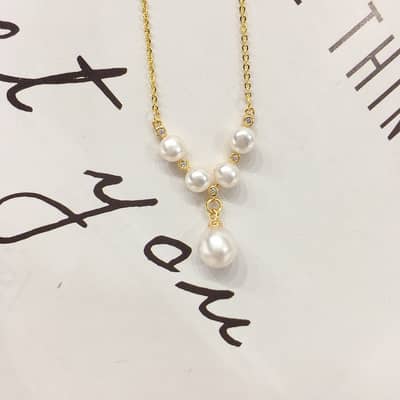 Natural Freshwater Pearl Pendant Multiple Beads Baroque Style Pearl Necklace detail 3
