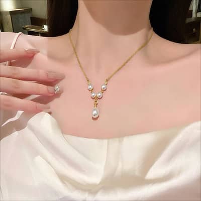 Natural Freshwater Pearl Pendant Multiple Beads Baroque Style Pearl Necklace detail 4