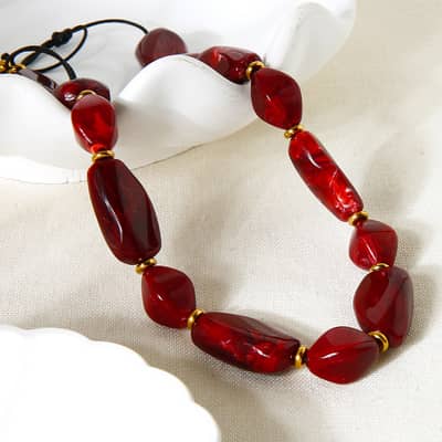 Irregular Dark Red Acrylic Bead Necklace Gold-plated Black Stones Adjustable Beads detail 4