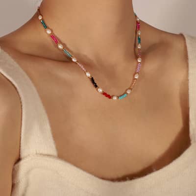 Minimalist Geometric Freshwater Pearls Natural Stone Bead Design Titanium Steel Gold-plated Necklace detail 4