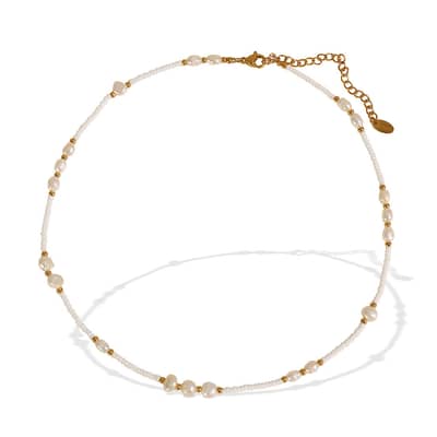 Trendy Natural Pearl Necklace Minimalist Sophisticated Style Beaded Collarbone Chains detail 5