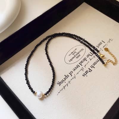 Elegant Natural Stone Black Spinel Crystal Necklace Freshwater Pearl Choker Beaded detail 3