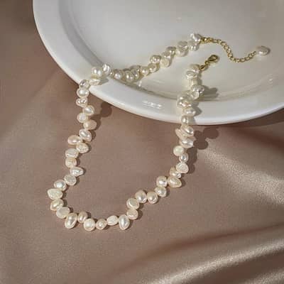Baroque Millet Beaded Necklace Freshwater Irregular Pearl Choker detail 3