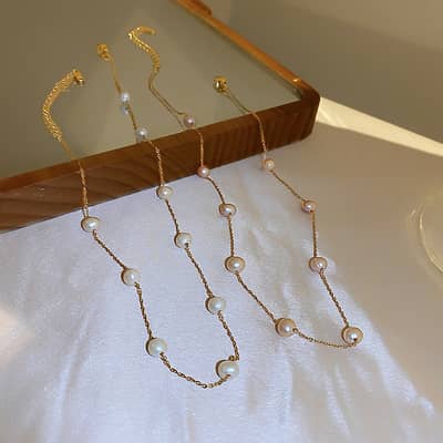 Minimally Trendy Gold Plated Jewelry Collarbone Chain Fashionable Freshwater Pearl Necklace detail 1