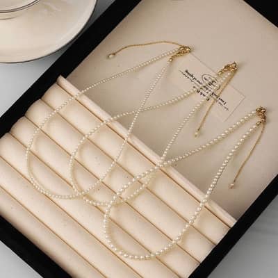 French Luxury Titanium Steel Delicate Fashion Jewelry Gold Plated Beaded Choker Pearl Necklace detail 4