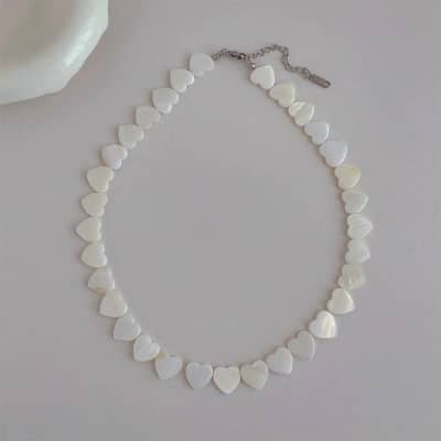 Trendy White Love Heart Shell Beaded Silver Plated Choker Necklace detail 5