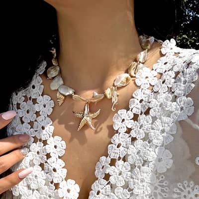 Trendy Bohemian Starfish Shell Pendant Necklace Elegant Versatile Jewelry Beach Conch Necklace detail 1