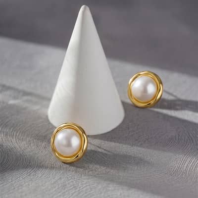 925 Sterling Silver Gold Plated Natural Freshwater Pearl Small Round Stud Earrings detail 2