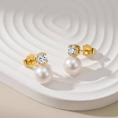 925 Sterling Silver Natural Freshwater Pearl Cubic Zirconia Stud Earrings detail 1