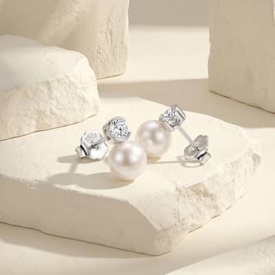 925 Sterling Silver Natural Freshwater Pearl Cubic Zirconia Stud Earrings detail 2