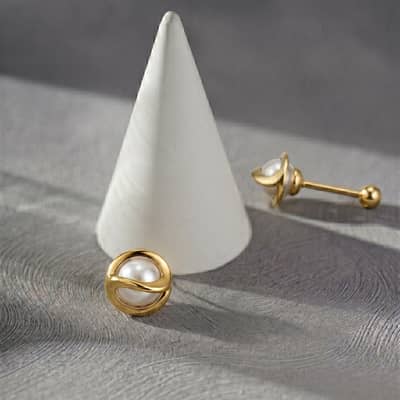 925 Sterling Silver 14K Gold Plated 5.5-6mm Natural Freshwater Pearl Screw Back Stud Earrings detail 2