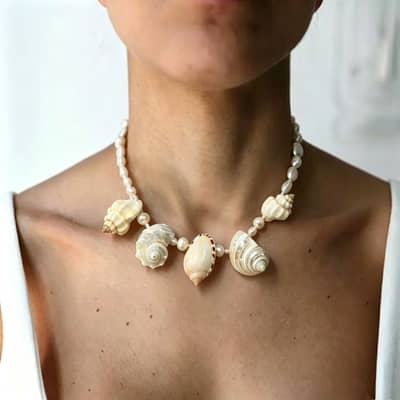Handmade Natural Baroque Freshwater Pearl Conch Choker Necklace detail 3