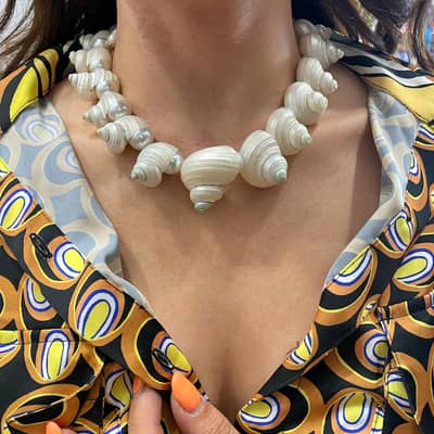 Handmade Natural Baroque Freshwater Pearl Conch Choker Necklace detail 6