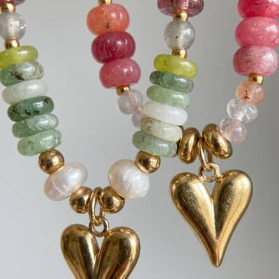 Natural Stone and Freshwater Pearl Necklace with Gold Heart Pendant, Stainless Steel detail 3