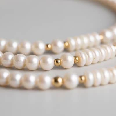 Natural Stone and Freshwater Pearl Necklace with Gold Heart Pendant, Stainless Steel detail 4