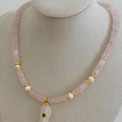 Natural Stone and Freshwater Pearl Fish Pendant Choker, 18K Gold, Boho detail 3
