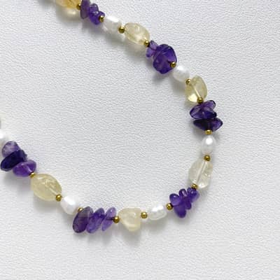 Natural Crystal and Freshwater Pearl Irregular Gemstone Choker, 18K Gold Clasp detail 2
