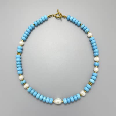 Turquoise and Natural Real Pearl Beaded Choker, 18K Gold Toggle Clasp detail 3