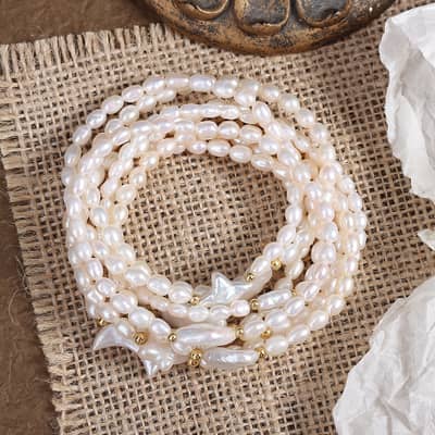 INS Style Natural Baroque Pearl Bracelet Creative Design Elastic Moon Star Pearl Bracelet Party Gift detail 3