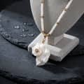 Summer Boho Natural White Shell Bead Necklace With Spiral Conch Shell Pendant Adjustable Beach Vacation 1