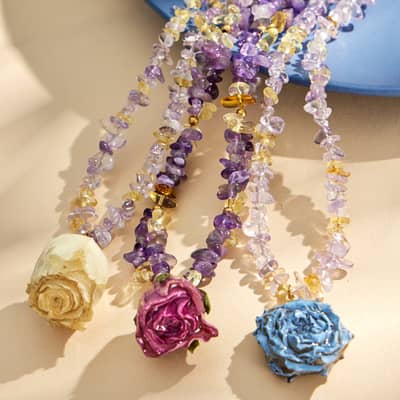 Natural Stone Crystal Chip Beaded Clavicle Chain, Rose Pendant Necklace detail 3