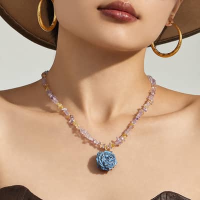 Natural Stone Crystal Chip Beaded Clavicle Chain, Rose Pendant Necklace detail 5