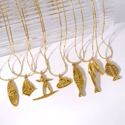 Fashion No Rust 18K Gold Stainless Steel Ocean Animal Choker Dainty Waterproof Crab Surfboard Fishbone Dolphin Pendant Necklace