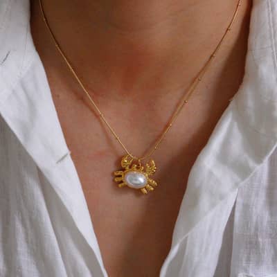 Fashion No Rust 18K Gold Stainless Steel Ocean Animal Choker Dainty Waterproof Crab Surfboard Fishbone Dolphin Pendant Necklace detail 6