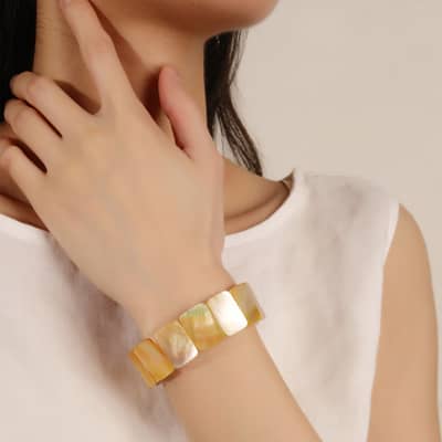 Rectangle Natural Shell Elastic Bracelet Multicolor Mother of Pearl Shell Bangle Daily Wear detail 5
