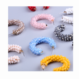 Fashion Womens Luxury Moon Stud Earrings c Shape Jewelry Handmade Seed Beads Statement Crystal Beaded Hoop Earrings for Girls