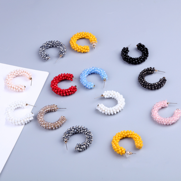 Fashion Womens Luxury Moon Stud Earrings c Shape Jewelry Handmade Seed Beads Statement Crystal Beaded Hoop Earrings for Girls