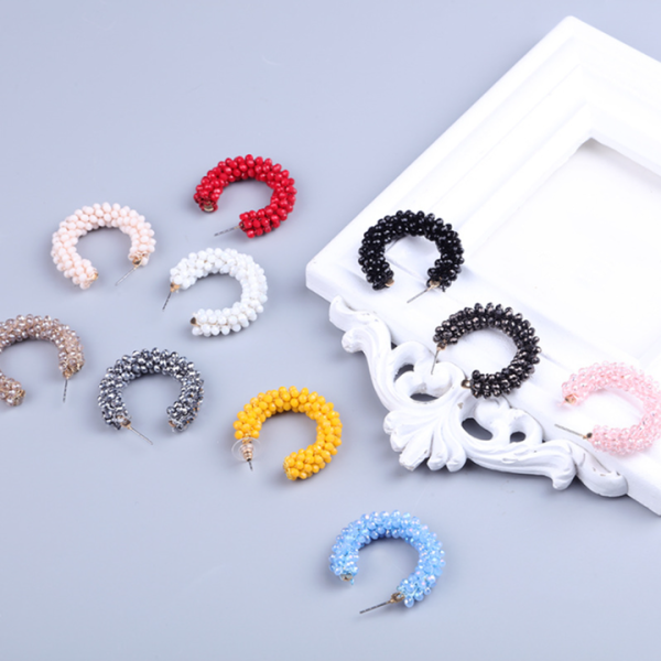 Fashion Womens Luxury Moon Stud Earrings c Shape Jewelry Handmade Seed Beads Statement Crystal Beaded Hoop Earrings for Girls