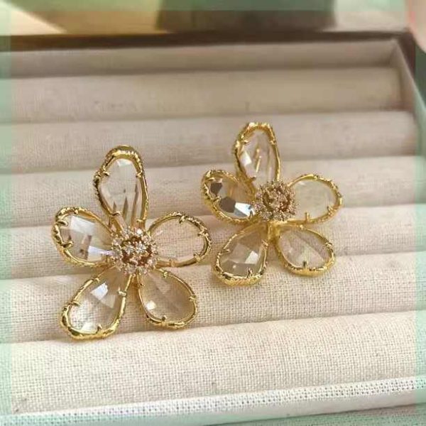 Unique Design Exaggerated Crystal Flower Big Earrings Temperament Summer Small Fragrance Flower Sterling Silver Stud Earrings