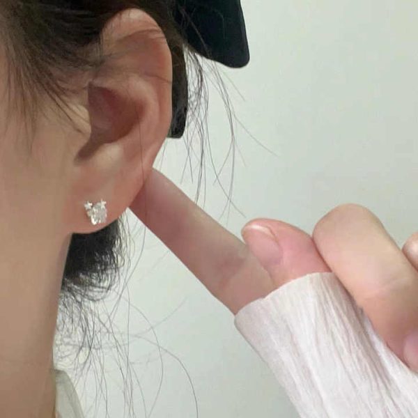 Korean Fashion INS Pure S925 Sterling Silver Shiny Zircon Crystal Star Shape Stud for Women Girls Jewelry