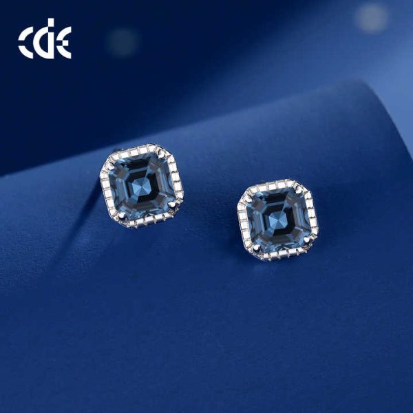 YE1883 Luxury Jewelry Women Earring 925 Sterling Silver With Square-Shaped Crystal Earring Rhoduim Plated Stud Earring