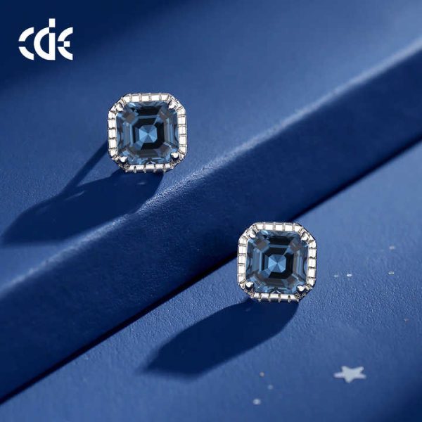 YE1883 Luxury Jewelry Women Earring 925 Sterling Silver With Square-Shaped Crystal Earring Rhoduim Plated Stud Earring