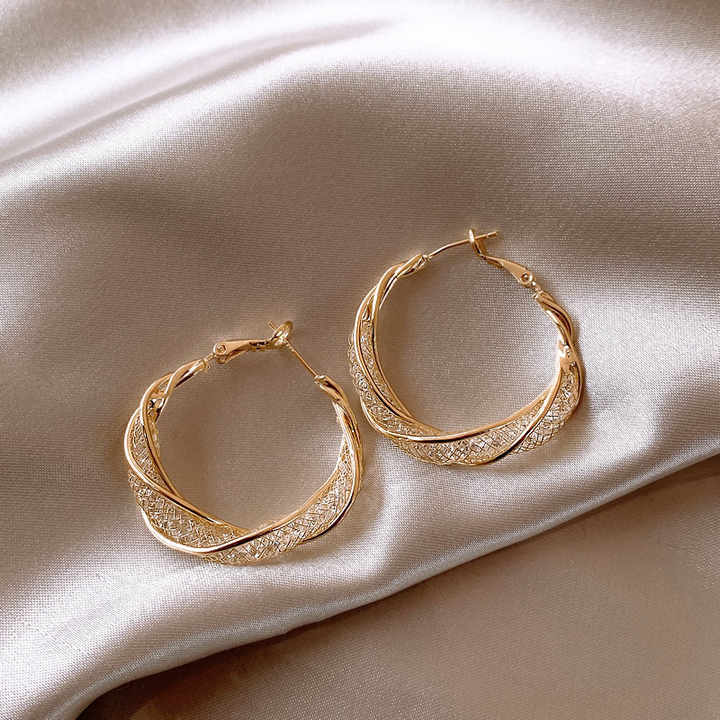 Perfect Quality Small Design Twisting Metal Ear Ring Exaggerated Personality Light Luxury Zircon Grid Crystal Earrings Earrings