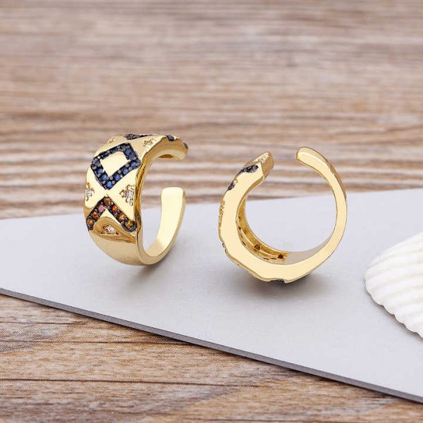 Classic Geometric Design Crystal Cuff Earring Women Multicolor C-Shape No Pierced Wedding Ear Clip Jewelry Accessories Gift