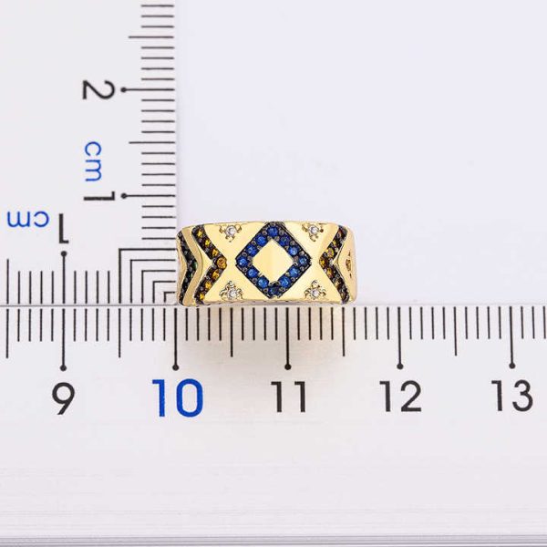 Classic Geometric Design Crystal Cuff Earring Women Multicolor C-Shape No Pierced Wedding Ear Clip Jewelry Accessories Gift