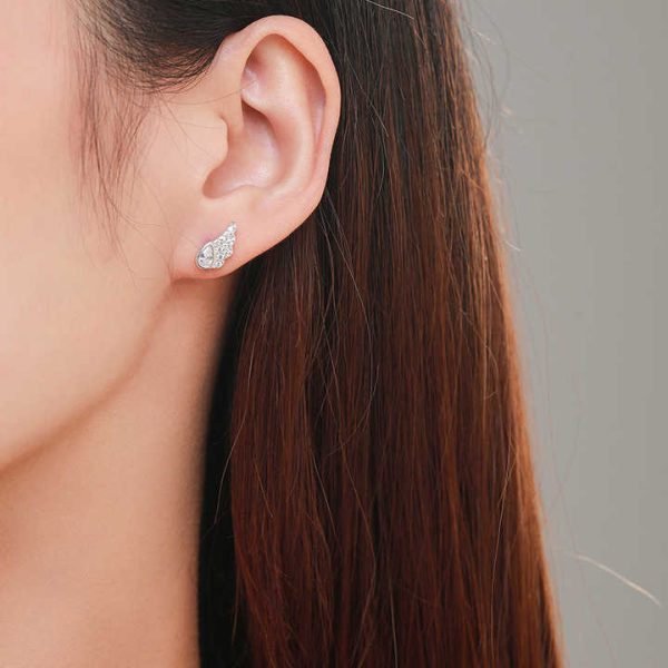 Fashion High Quality 925 Sterling Silver Angel Wings Luxury Crystal Zircon Stud Earrings for Women Bridal Wedding Jewelry