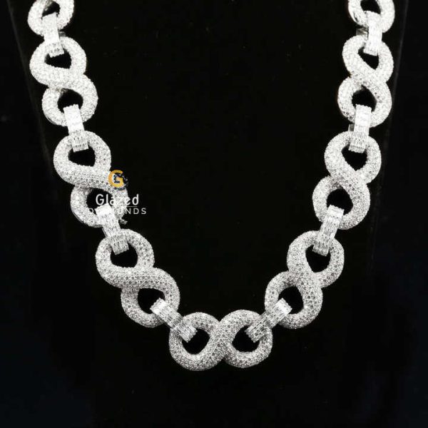 Sparkling Round and Baguette Cut VVs Clarity Moissanite Diamonds Fully Iced Out 925 Sterling Silver Hip Hop Cuban Link Chain