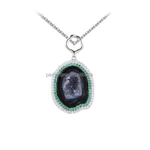 Fashion Crystal Cave Geode 925 Sterling Silver Pendant with White Zircon