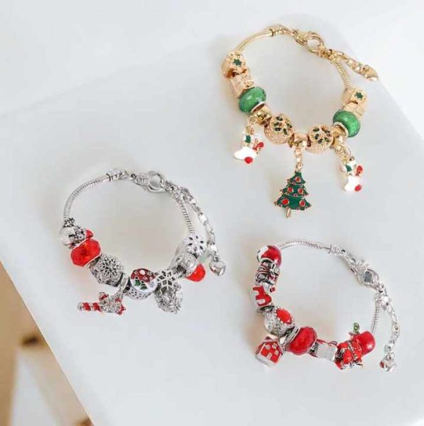 Lady Fashion Christmas Pan Crystal Large Hole Beaded Bracelet Children Snake Bone Snowflake Chain Bangle Woman Gift