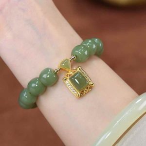 Trendy Gold Charm Bracelet with Animal Heart Design - Wedding Anniversary Gift Jewelry for Women
