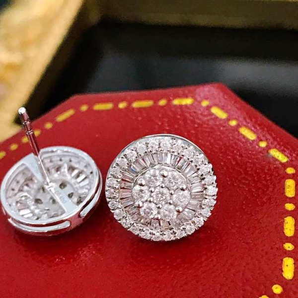 Wholesale Wedding Diamond Earrings 0.90ct 18kt Solid Gold Hypoallergenic Baguette Cut Cluster Personalized