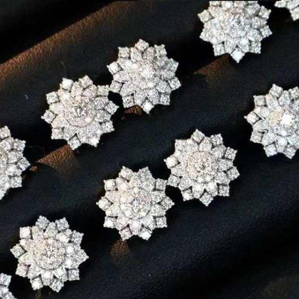 18K Gold 0.86ct Naturl Diamond Stud Earrings Wholesale Fine Jewelry for Women and Ladies Pure Real 18K Gold