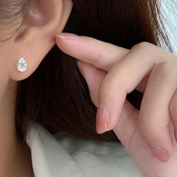 Xinfly Classic 0.2ct Solid Pure 18K Gold Natural Diamond Stud Earrings Water Drop Fine Jewelry