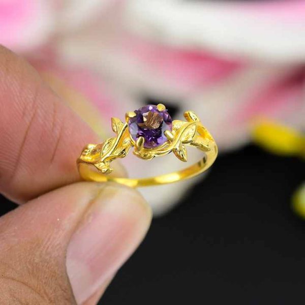New Arrival 925 Sterling Silver Fine Ring Hot Selling Amethyst Gemstone with Vintage Gold Plating Leaf Design Jewelry