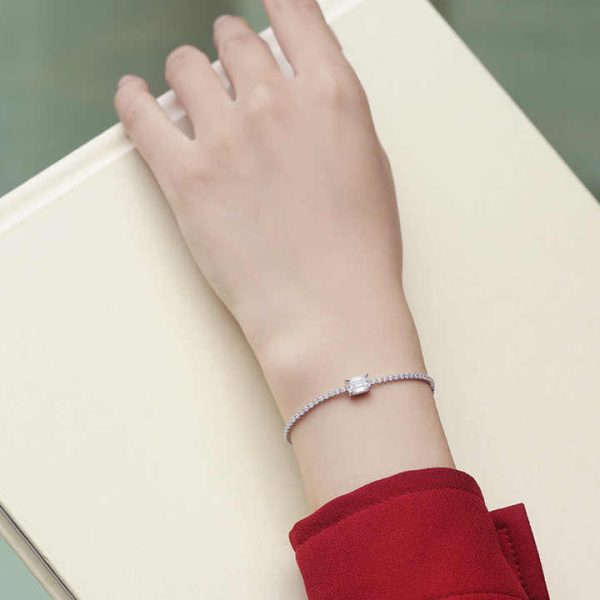 Custom Simple Fashion Jewelry 925 Sterling Silver Tennis Bracelet Emerald Cut 1CT VVS D Moissanite Adjustable Bracelet for Women
