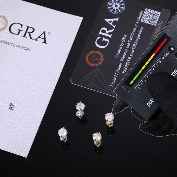 Ready to Ship Round Brilliant Cut Diamond Stud Earrings Simple Style 925 Sterling Silver VVS Moissanite Earrings Jewelry Unisex